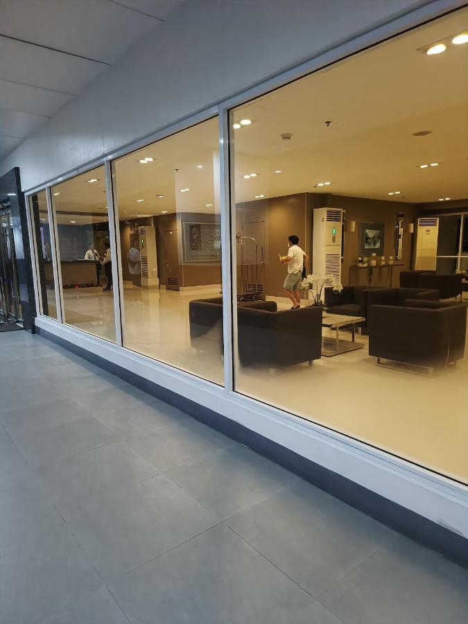 Amigo'S Place At Sea Residences マニラ市 エクステリア 写真