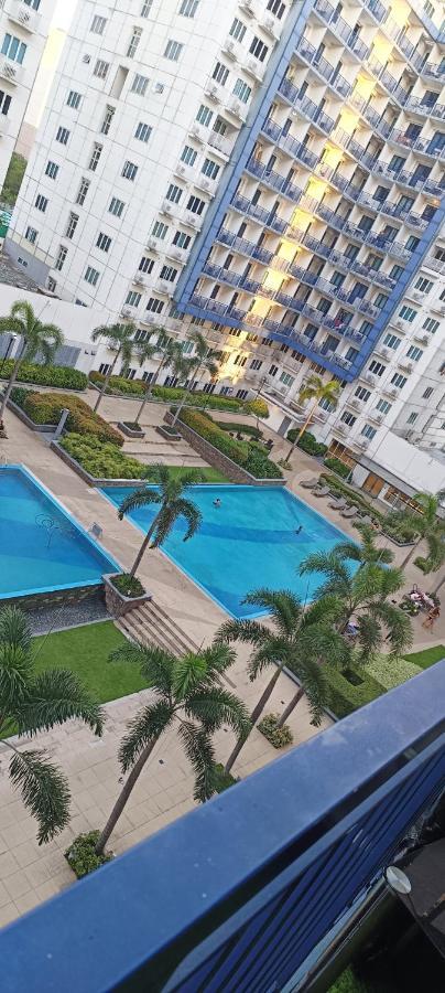 Amigo'S Place At Sea Residences マニラ市 エクステリア 写真